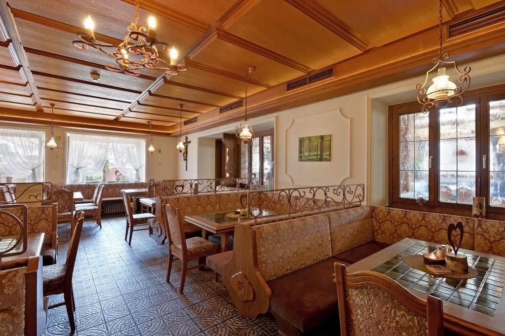 Hotel Restaurant Gradlwirt Niederndorf  Exterior photo