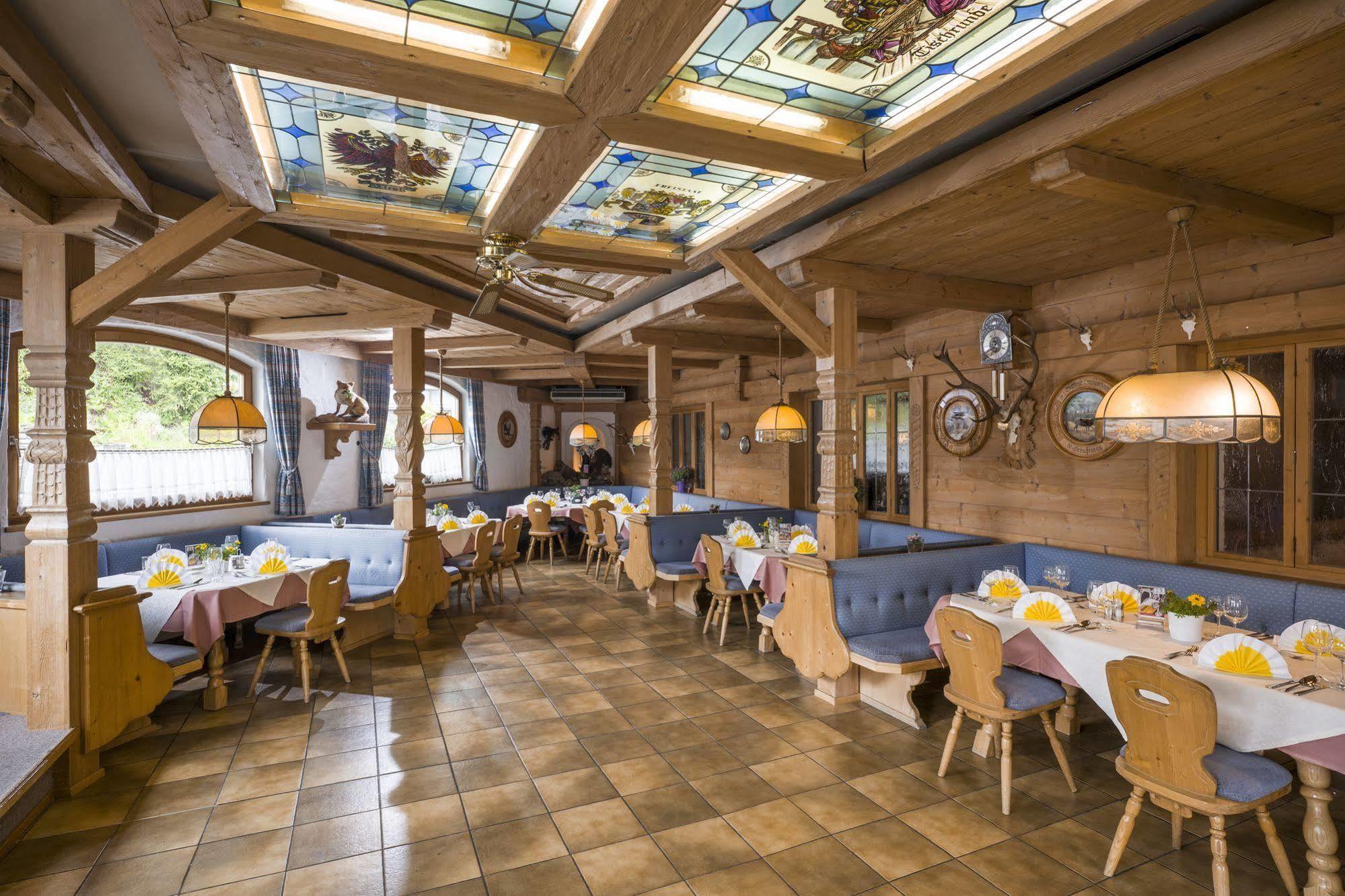 Hotel Restaurant Gradlwirt Niederndorf  Exterior photo